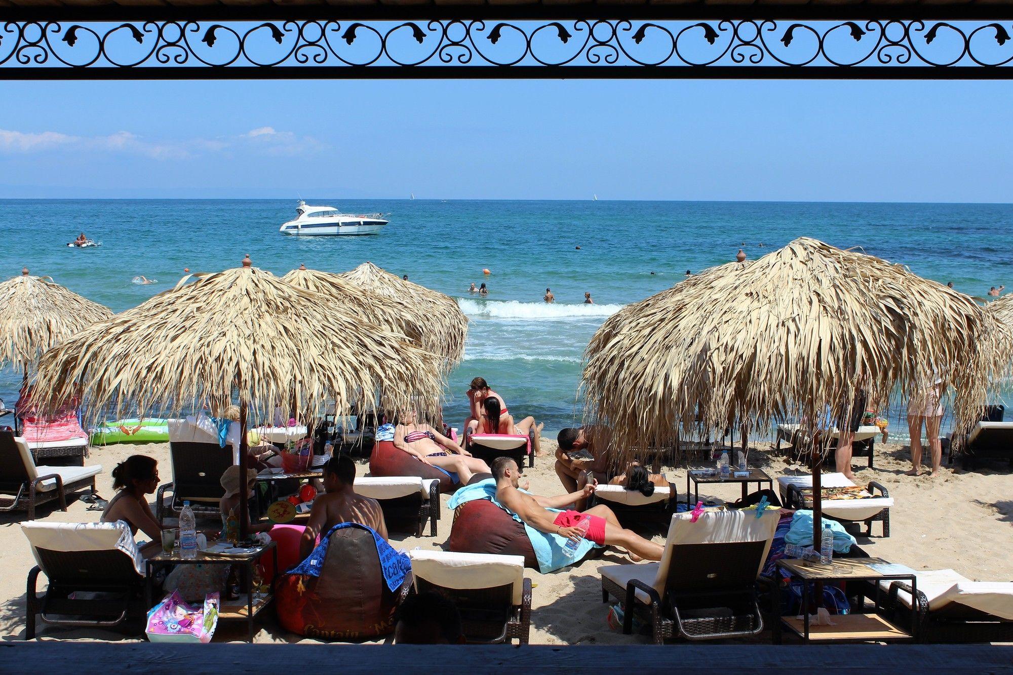 Selena Beach Family Hotel Sozopol Exteriör bild